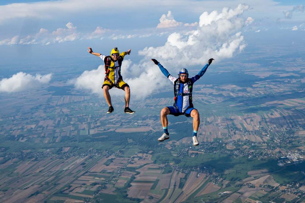 Парашютный спорт - Parachuting - Википедия
