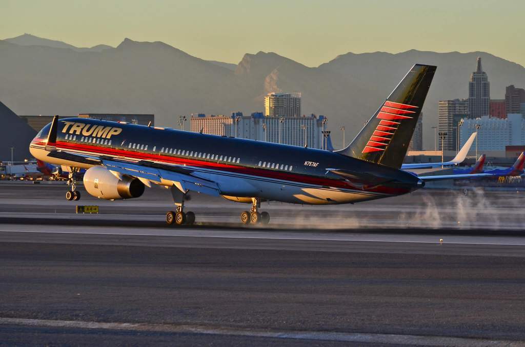 Trump’s Boeing 757.jpg